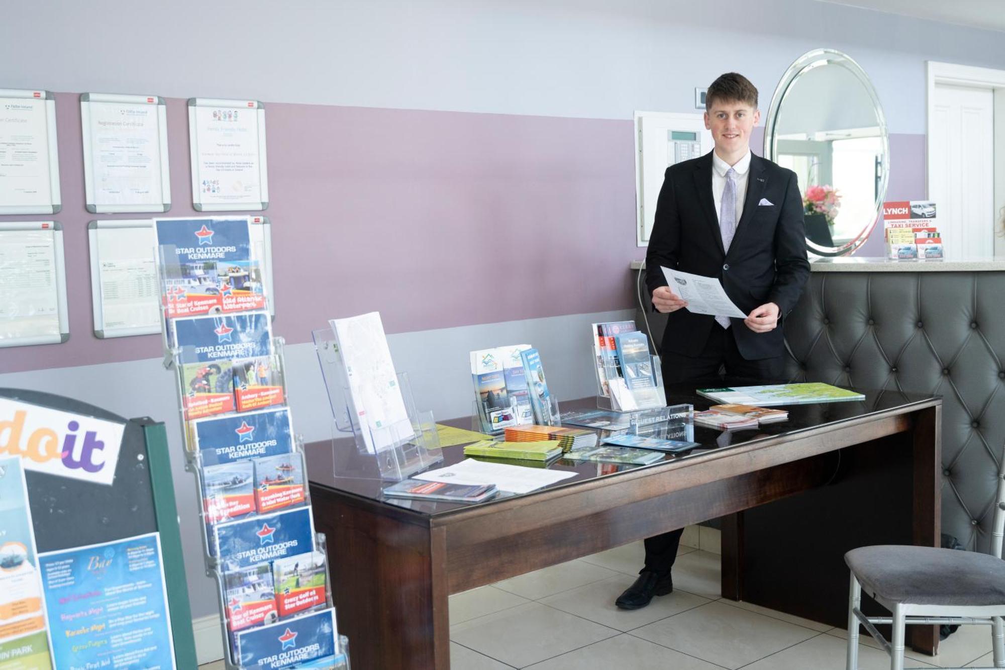 Kenmare Bay Hotel Lodges Килларни Экстерьер фото